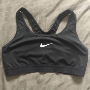 Nike Sports Bra (Medium)